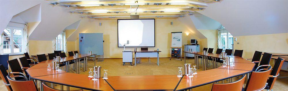 Wellings Romantik Hotel Zur Linde Мёрс Экстерьер фото