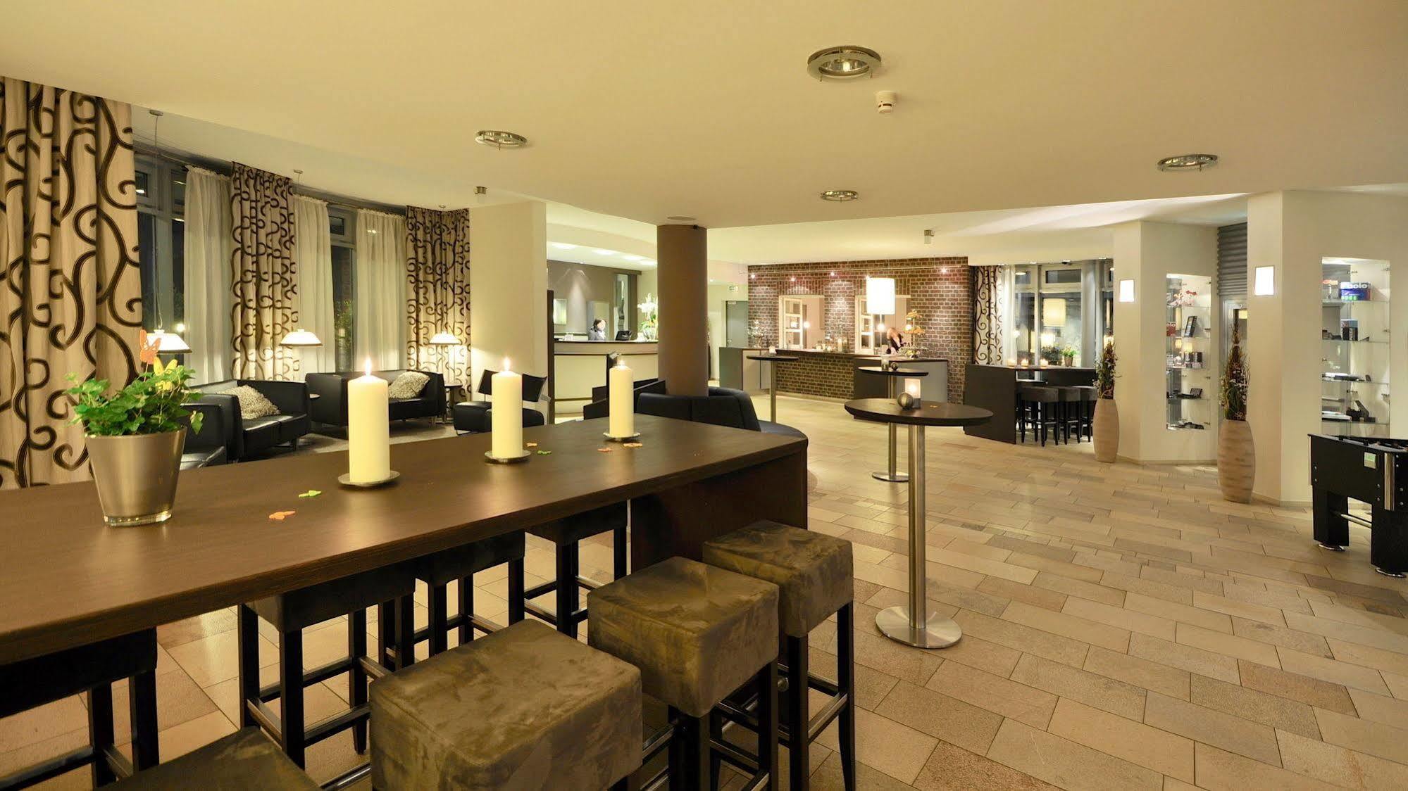 Wellings Romantik Hotel Zur Linde Мёрс Экстерьер фото