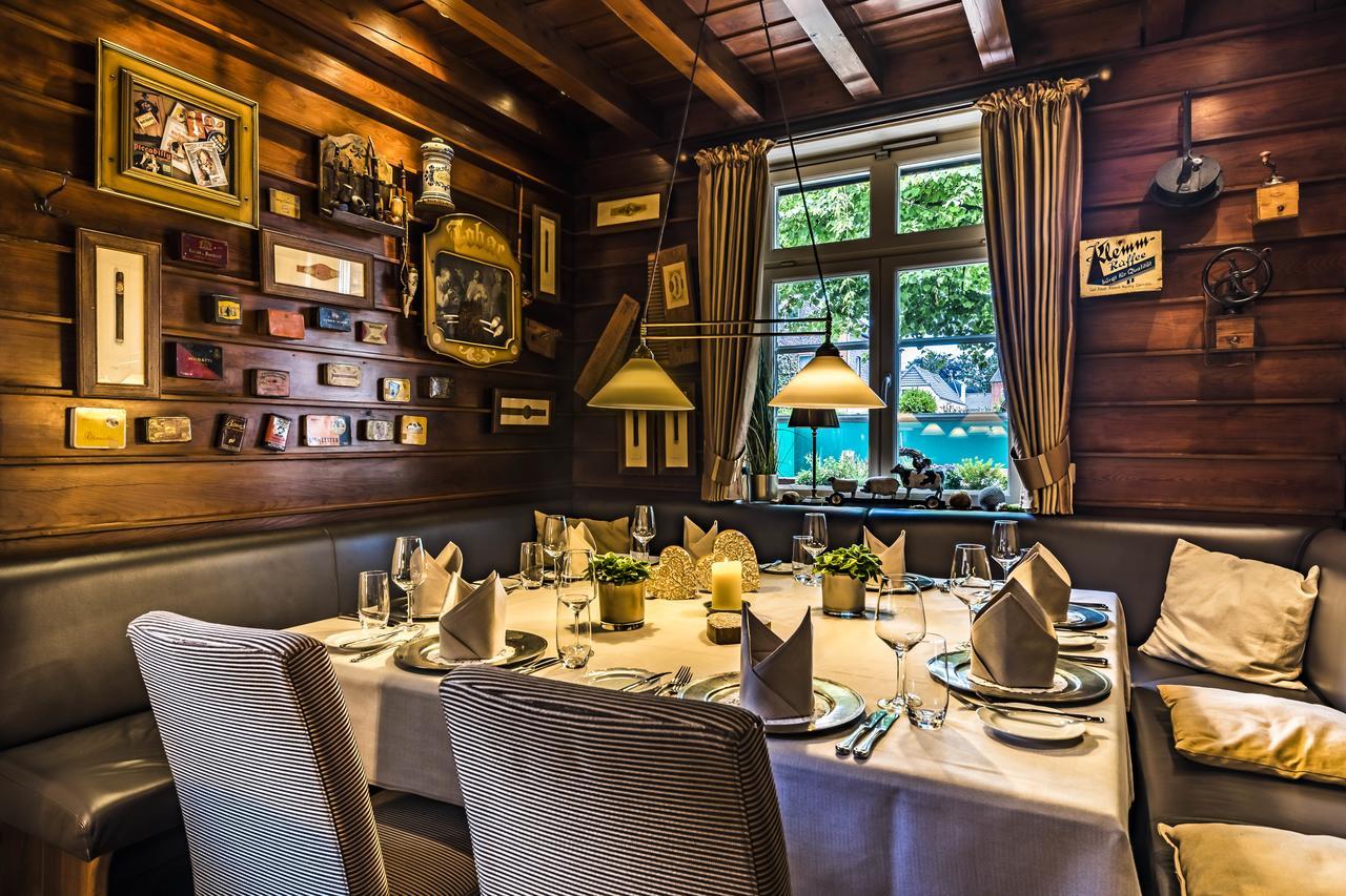 Wellings Romantik Hotel Zur Linde Мёрс Экстерьер фото